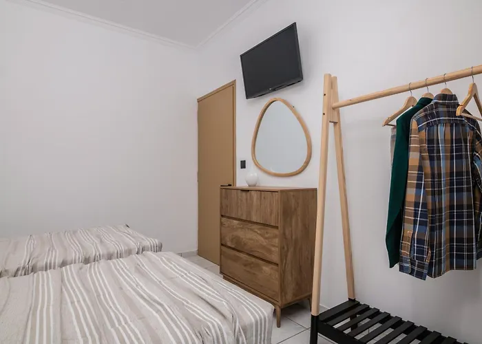 Swan Apartment 3